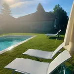 Pensjonat Le Poutic Et 4*