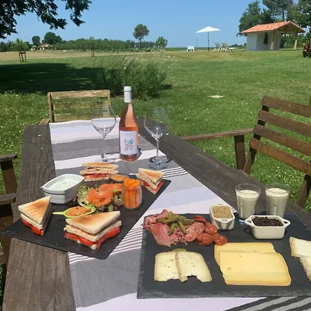 Le Poutic Et Guest house