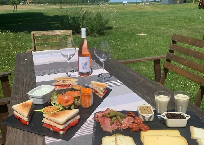 Le Poutic Et Vendégház